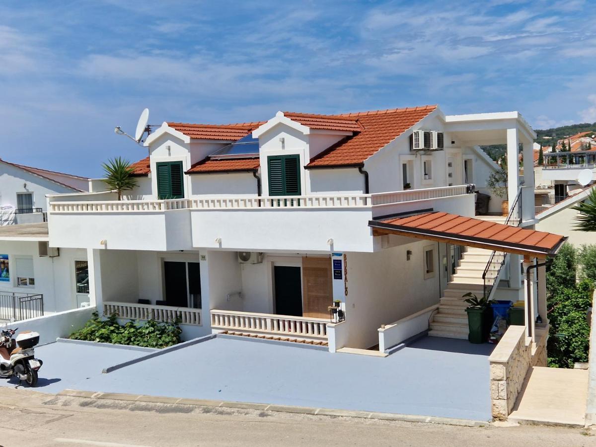 Apartments Bubalo Hvar Town Exterior photo